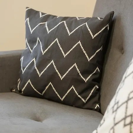 Cozy Poznańska In By Renters