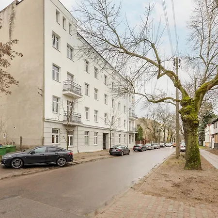 Cozy Poznanska In By Renters *