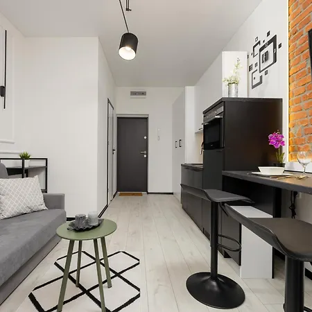 Appartement Cozy Poznanska In By Renters