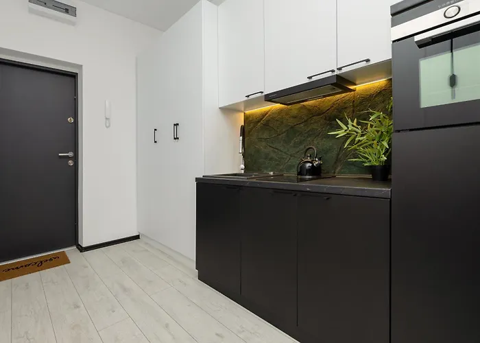 Cozy Poznanska In By Renters Łódź