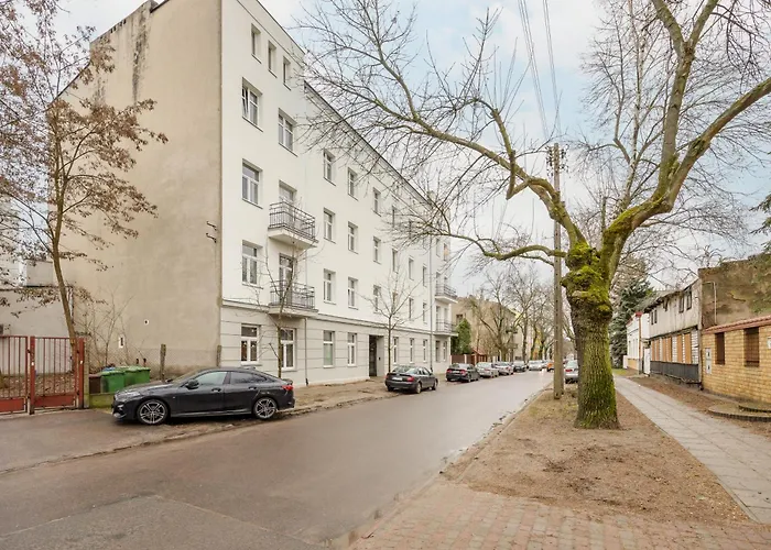 Cozy Poznanska In By Renters *