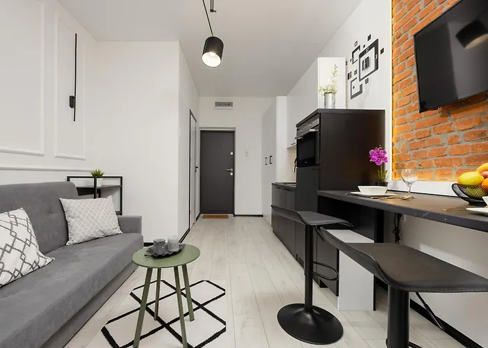 Appartement Cozy Poznanska In By Renters